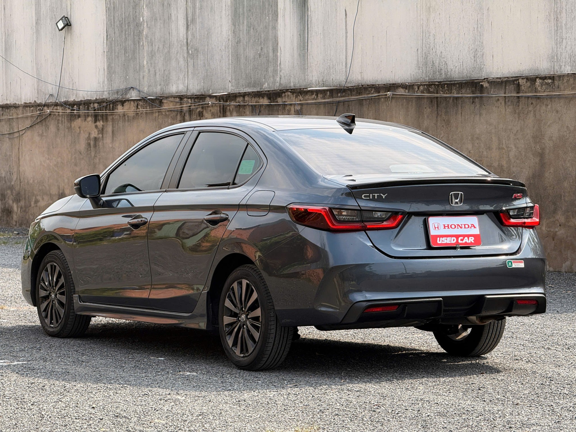 Xe Honda City RS xám đã qua sử dụng